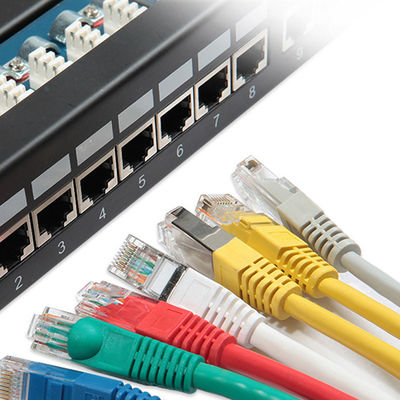 Câble Cat6A 24AWG examiné de cuivre pur non protégé de réseau de la catégorie 6